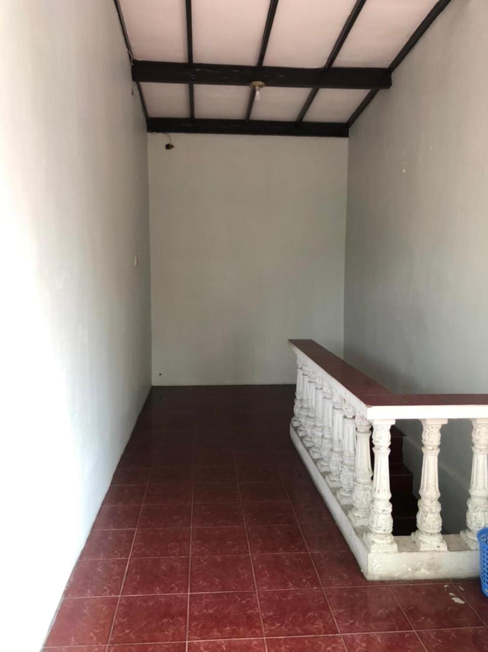 Oyo 90482 Rumah Oma Syariah Kupang  外观 照片