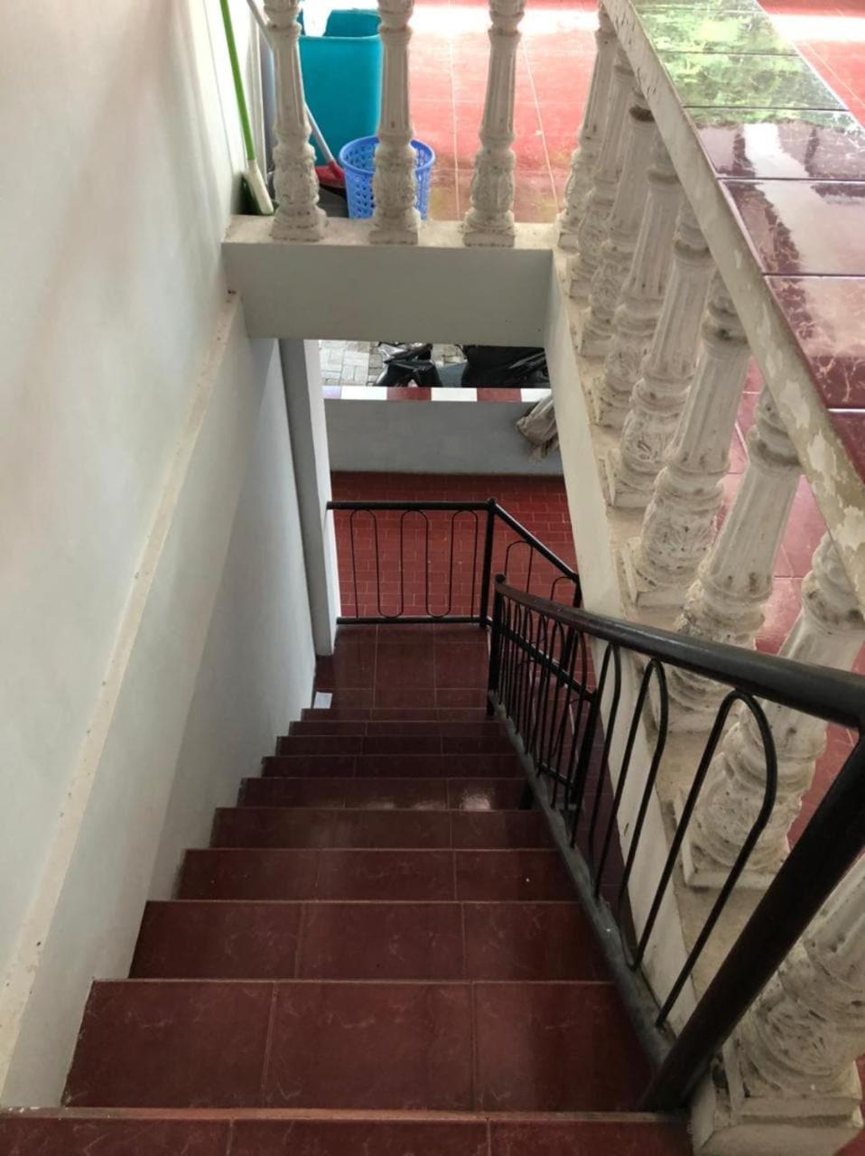 Oyo 90482 Rumah Oma Syariah Kupang  外观 照片