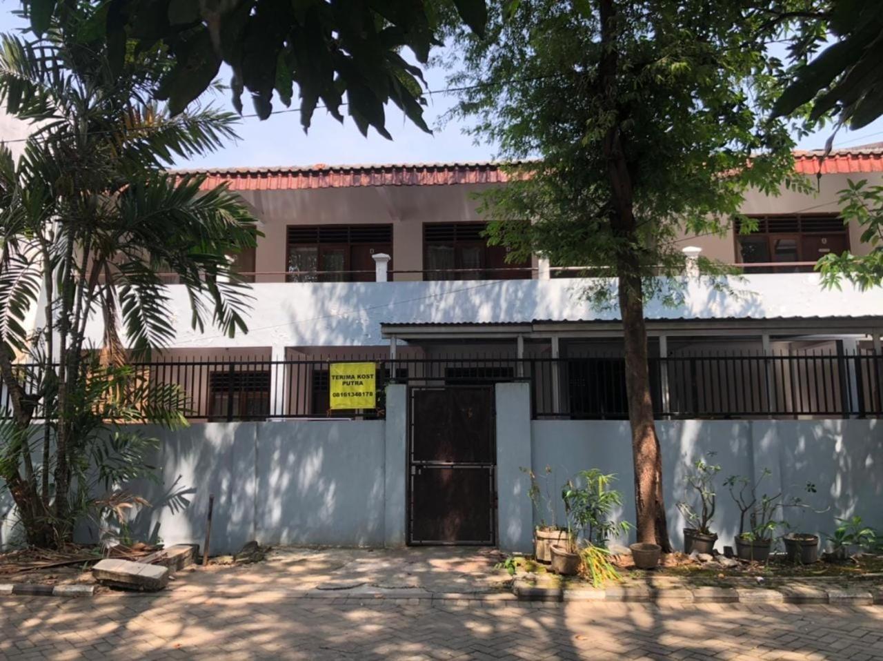 Oyo 90482 Rumah Oma Syariah Kupang  外观 照片