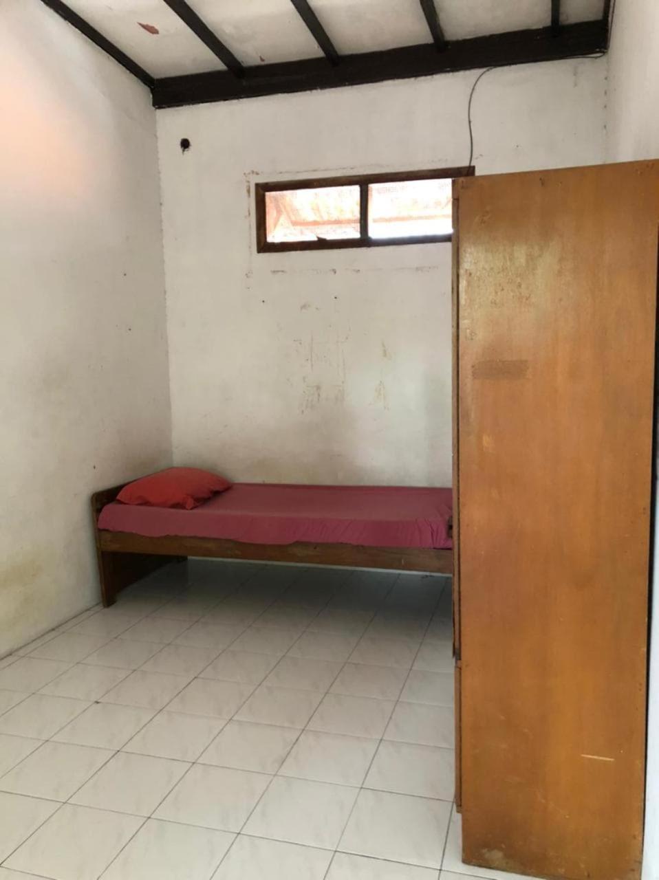 Oyo 90482 Rumah Oma Syariah Kupang  外观 照片