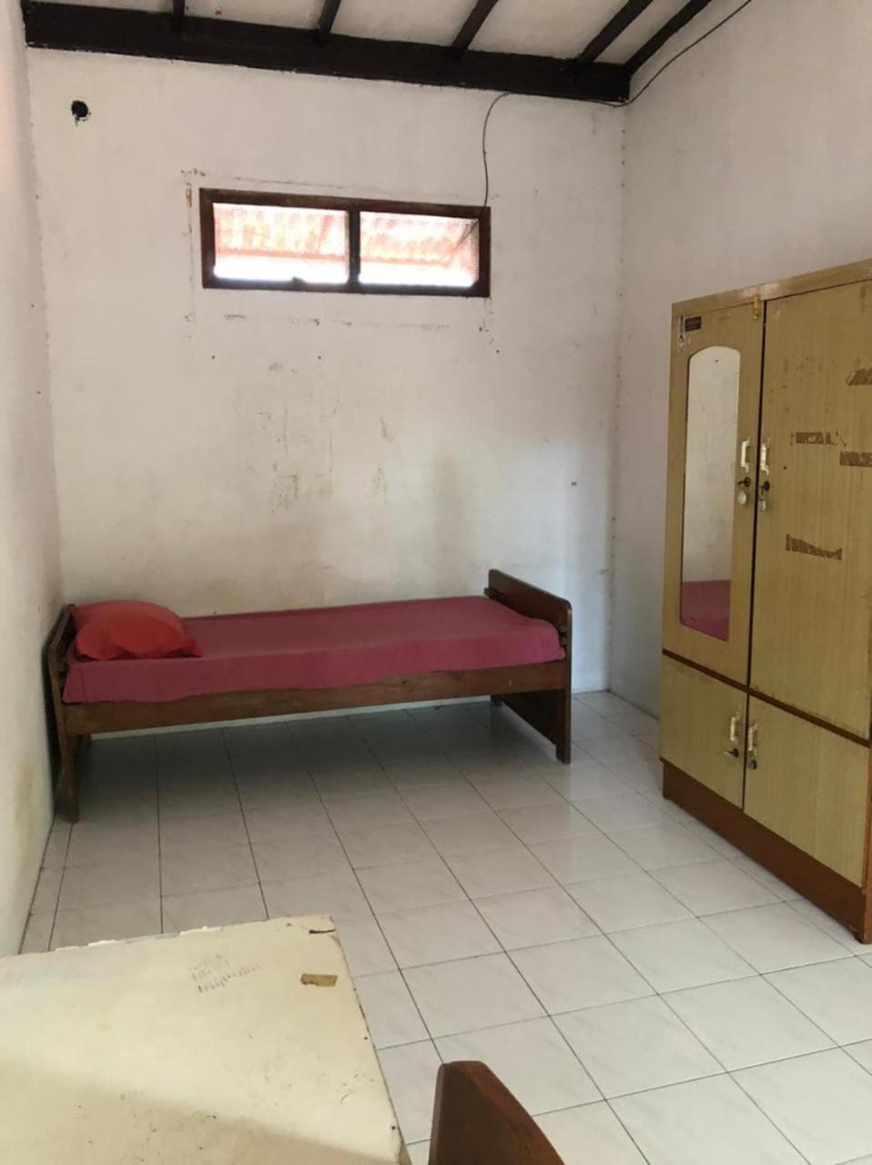Oyo 90482 Rumah Oma Syariah Kupang  外观 照片