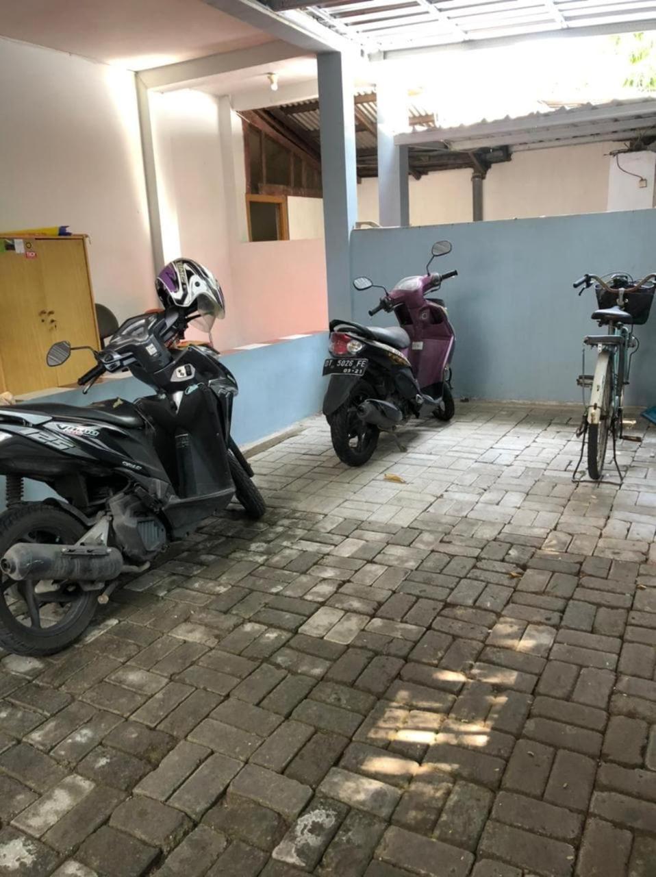 Oyo 90482 Rumah Oma Syariah Kupang  外观 照片